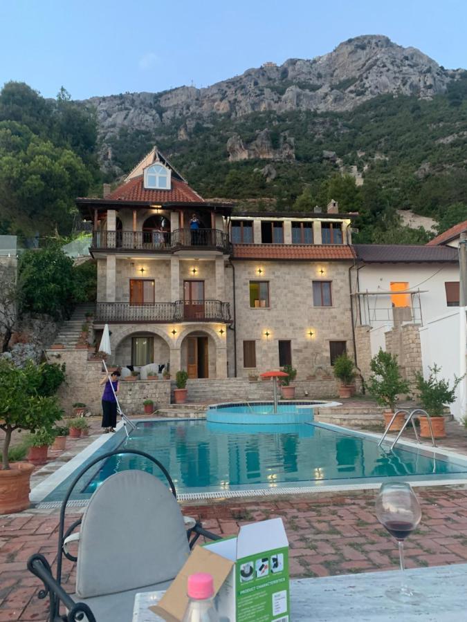 Villa Celaj “The Castle” Krujë Exteriér fotografie
